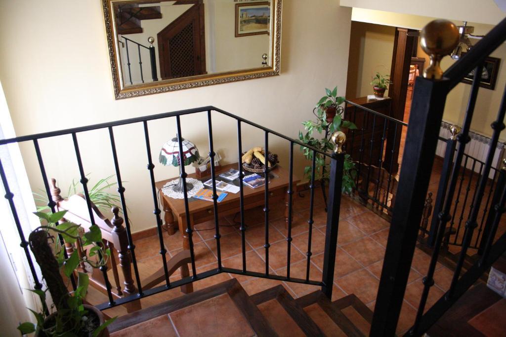 Hostal La Balquina Чинчон Экстерьер фото