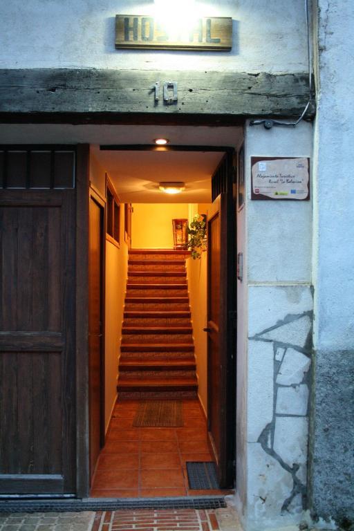Hostal La Balquina Чинчон Экстерьер фото